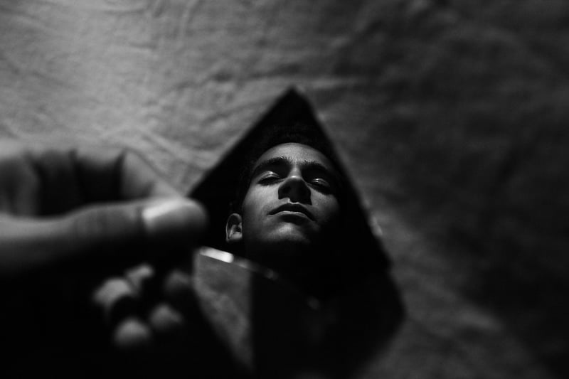 Mirror Illusion